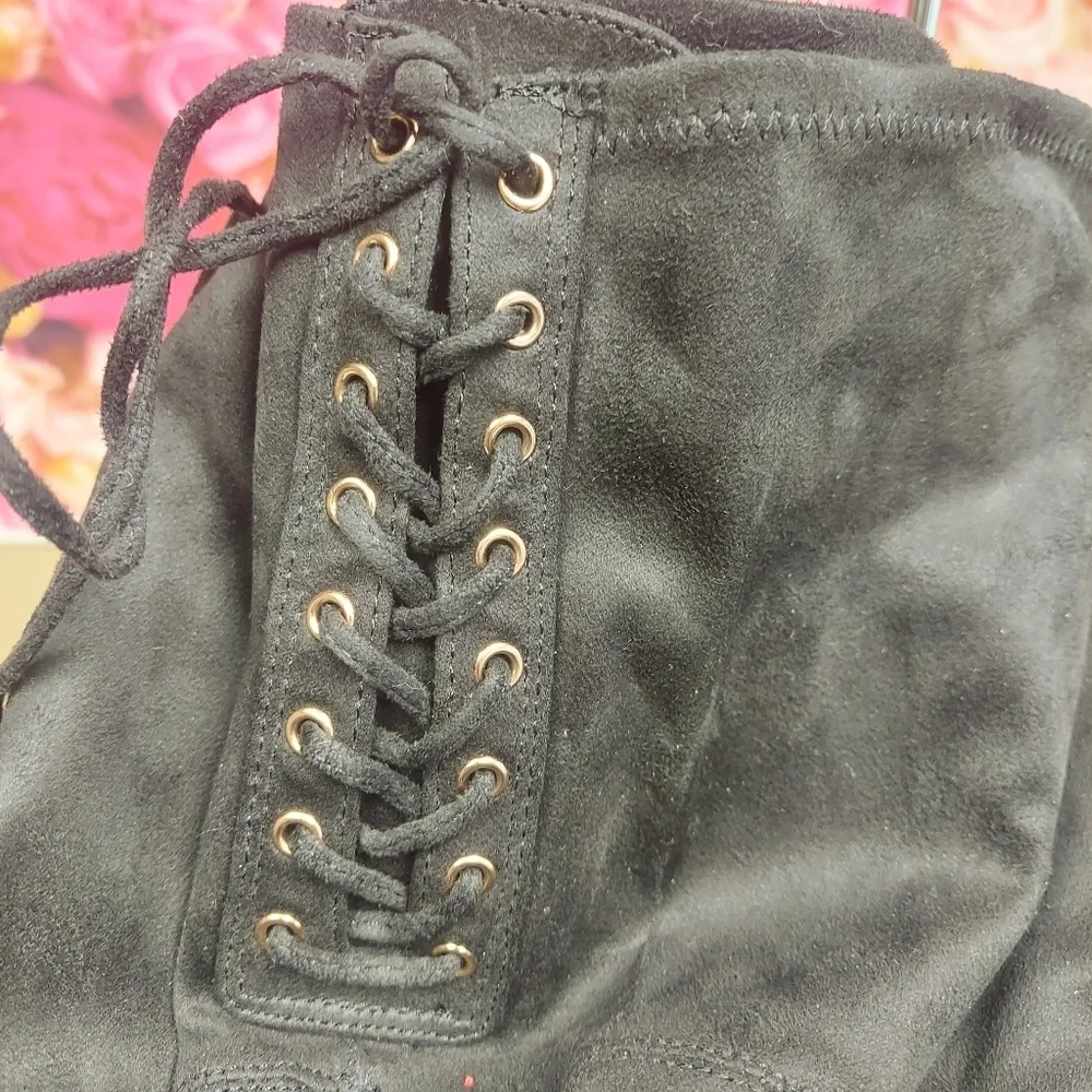 Material Girl NWT MPriyanka Black Size 10 Over The Knee Boots NEW IN BOX.